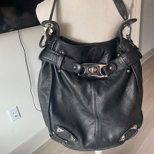 B. Makowsky vintage handbag